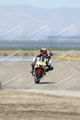 media/May-25-2025-Lets Ride (Sun) [[0ff033e448]]/C Group/1140am (Grapevine)/